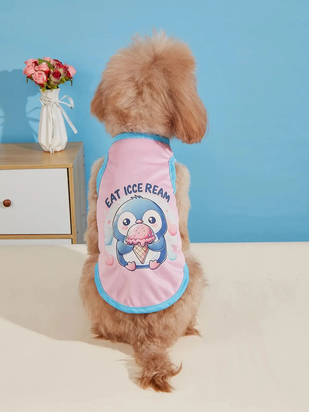 Pet clothes: dog and cat vest Light, breathable, comfortable, simple, generous, fresh and cute, suitable for all seasons